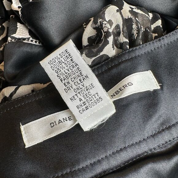 DVF Diane von Furstenberg Abby Silk Dress 6 Small | Floral Tiered Holiday Party - Picture 6 of 8